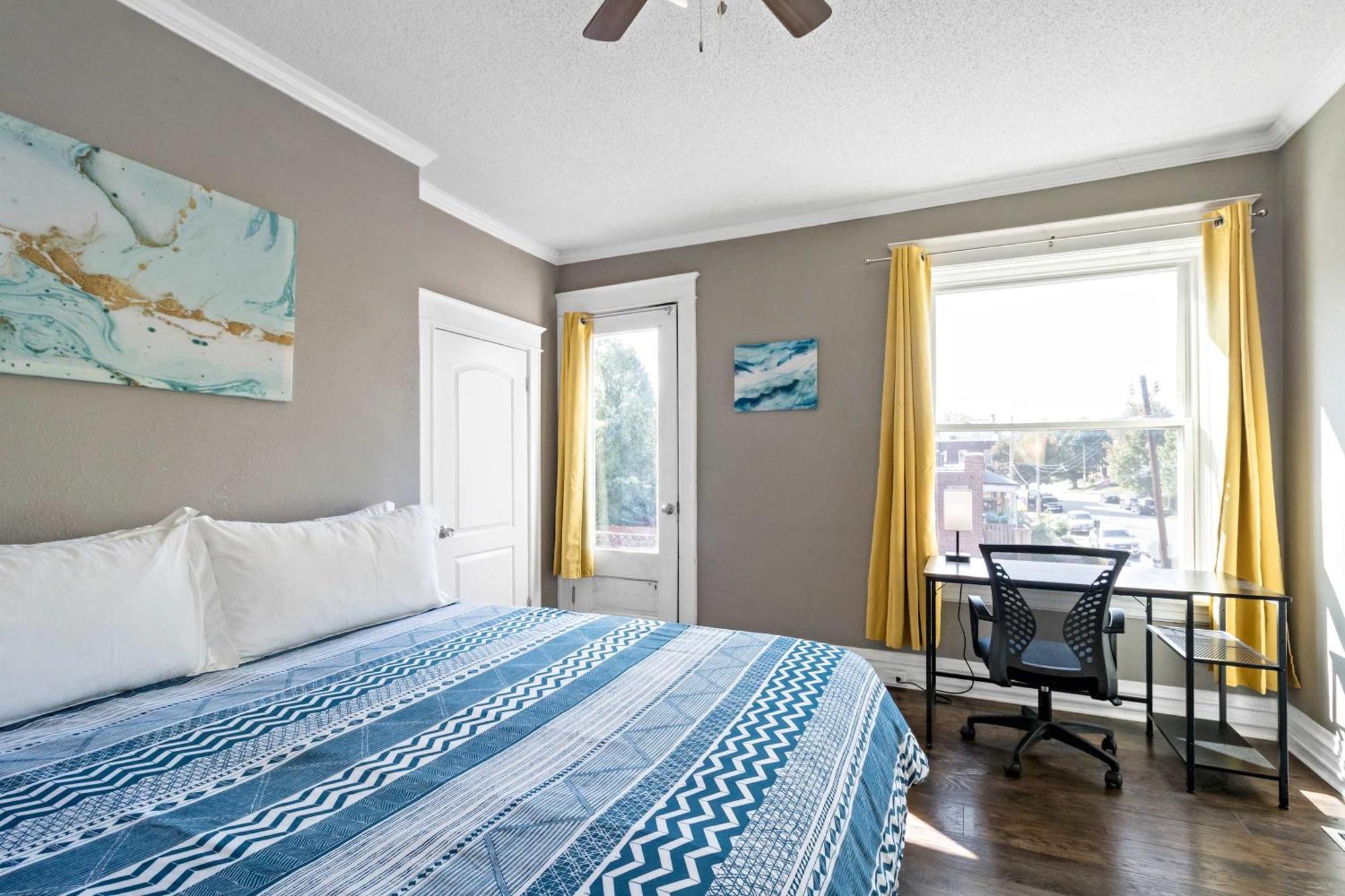 Roomy 2Br-1Ba Wfh Desk & Backyard Saint Louis Exteriör bild